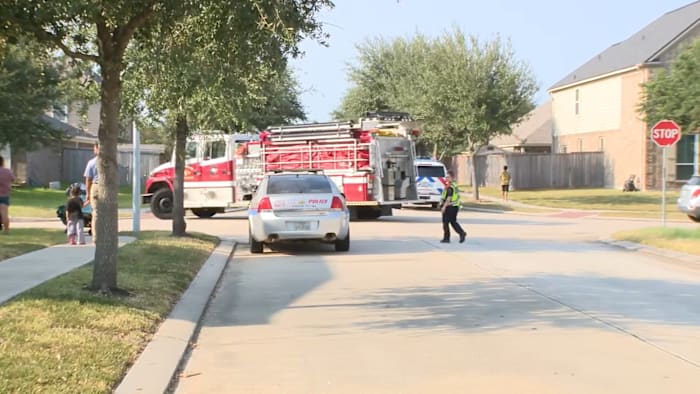 Driver, passenger arrested after fleeing crash involving Conroe ISD school bus