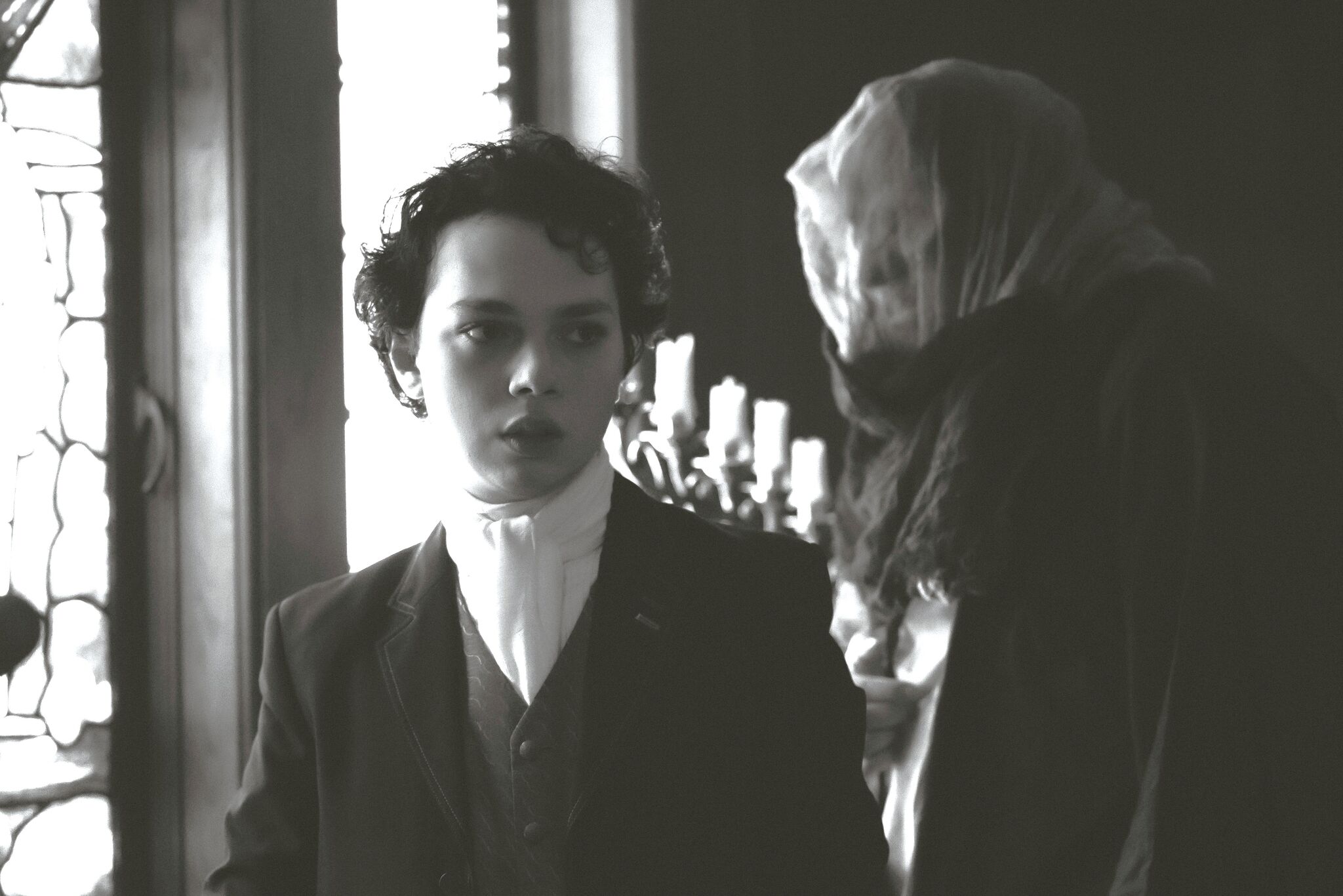 Stage Right ushers in spooky season with ‘Frankenstein’ at the Crighton Theatre