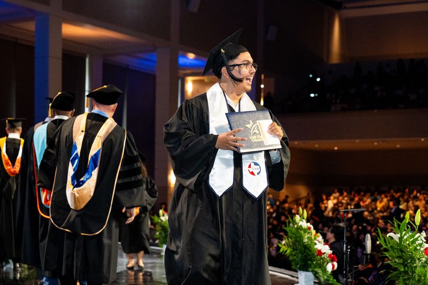 Lone Star College-Montgomery celebrates student success at graduation ceremony